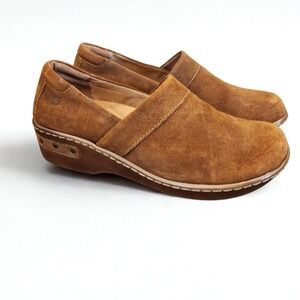 Born Bailie Brown Leather Clog Womens 7 EU38 Slip On Suede Comfort Studded Shoe